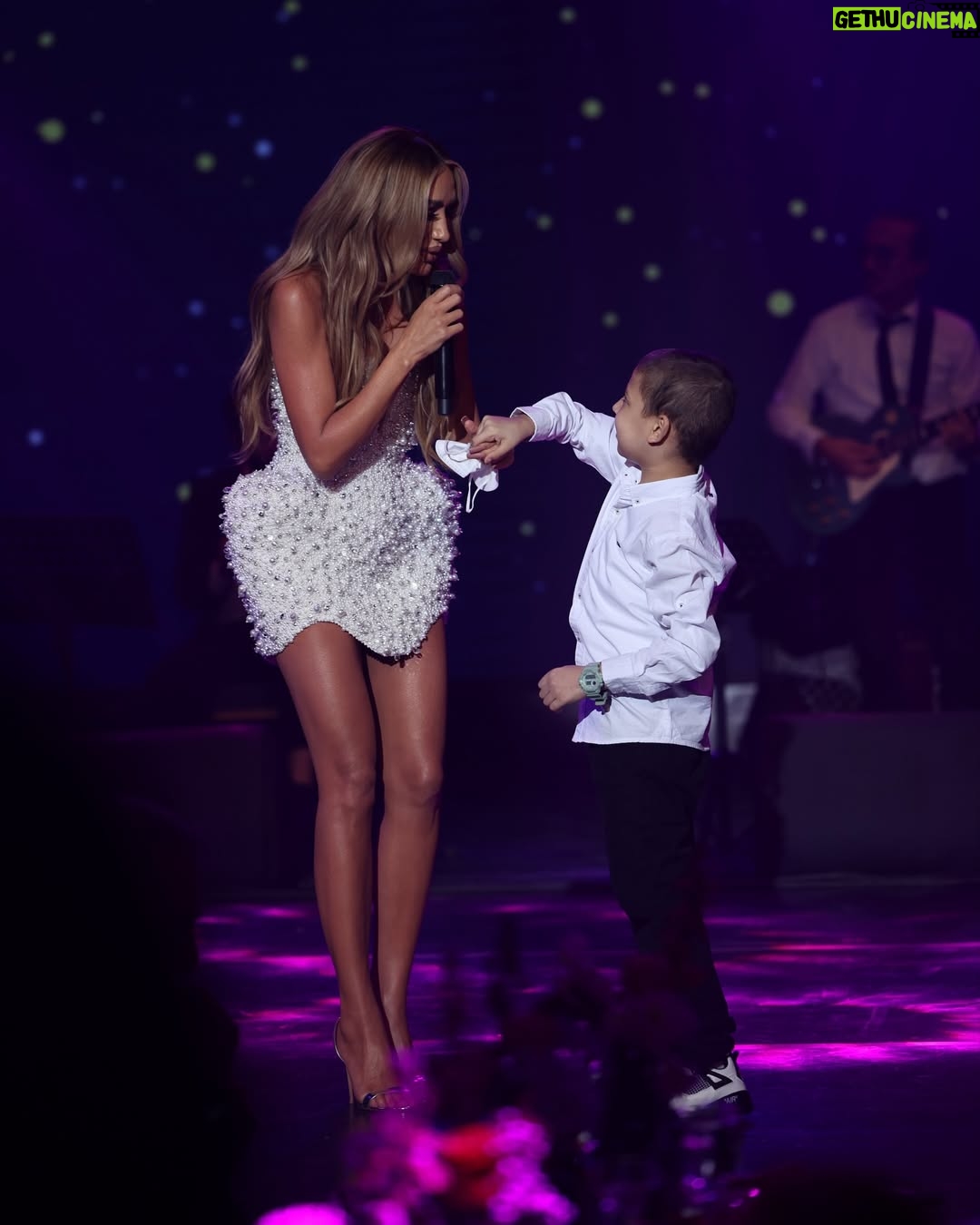 Maya Diab - 3 Likes - إني قدرت ضيف بسمة أو فرحة أو علاج لكل طفل مصاب بالسرطان هي قمة سعادتي ، وهيك كنت مبارح بين ناس محبة وجمهور كبير وصالة مليئة بالمحبين والمتبرعين لأطفال بحاجة لنا دائماً ، شكرا على هالليلة الحلوة اللي ما رح انسيها بحياتي ، شكرا @kidsfirstassociation ❤️