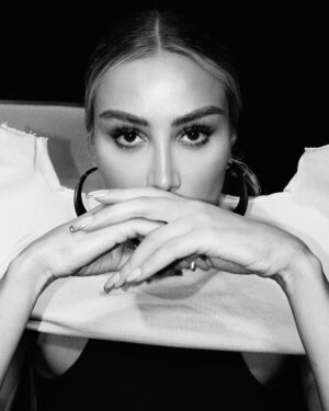 Maya Diab Instagram - Do or do not. There is no try ⭐️