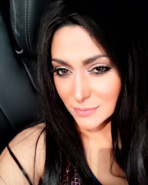 Maya Nasri Instagram - Good evening beautiful hearts..