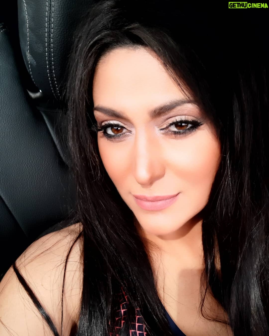 Maya Nasri - 4.4K Likes - Good evening beautiful hearts..