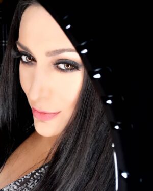 Maya Nasri Instagram - Good evening from Egypt... still shooting my new movie ZENZANA 7.. 
Tired but extremely happy ..
Love u all..