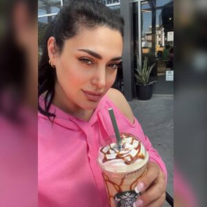 Maya Nasri Instagram - May your day be as tasty as a #morningcoffee ☕️❤️🤟#coffeetime #goodmorning #lovers