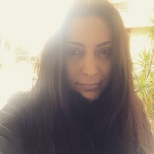 Maya Nasri Instagram - As long as the #sun rises.. there’ s always #hope. The #night is #Never #forever.. rise and shine #lovers .. 🥰🤟#maya_nasri #goodmorning