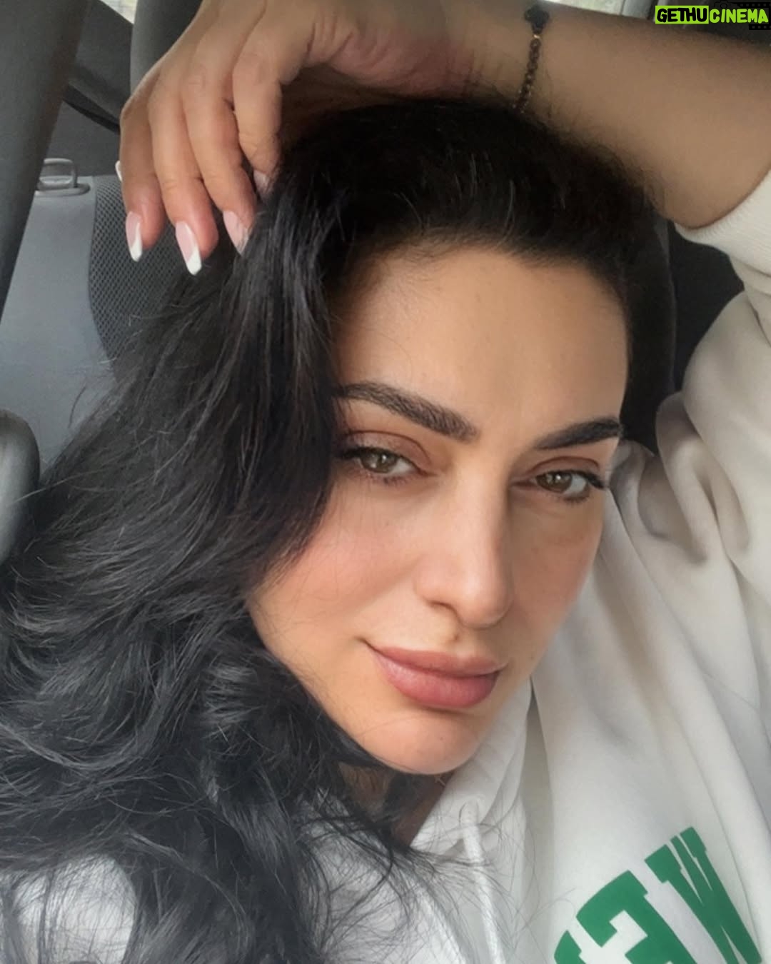 Maya Nasri - 11.4K Likes - Shine like a #morning #sun !! Spread joy wherever you go😊 Be the #blessing 🤟❤️🤟