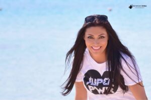 Maya Nasri Instagram - Wake up.. Wear your smile.. Count the blessings.. Enjoy every single second of your day..
Live the #joy.. Be the joy.. Be the #Message.. #maya_nasri
Photo by @shika_photography