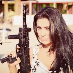 Maya Nasri Instagram - #LOVE.. is the most powerful #weapon you can use to change the #world.. Have a #PEACEFUL day #lovers
Photo by @shika_photography