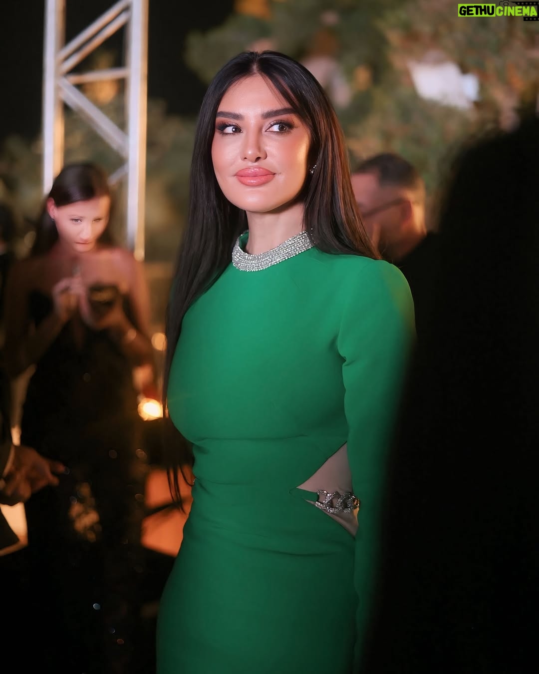 Mayssa Maghrebi - 133.3K Likes - š
Dress by @gattinollibymarwan
Styled by @musaed.d
Jewelery @sartorogeneve
MUA @ranim.alturki
Hair @rj_beautysalon
Video @ahmadalhariri.official
#mayssamaghrebi #dubai #mydubai