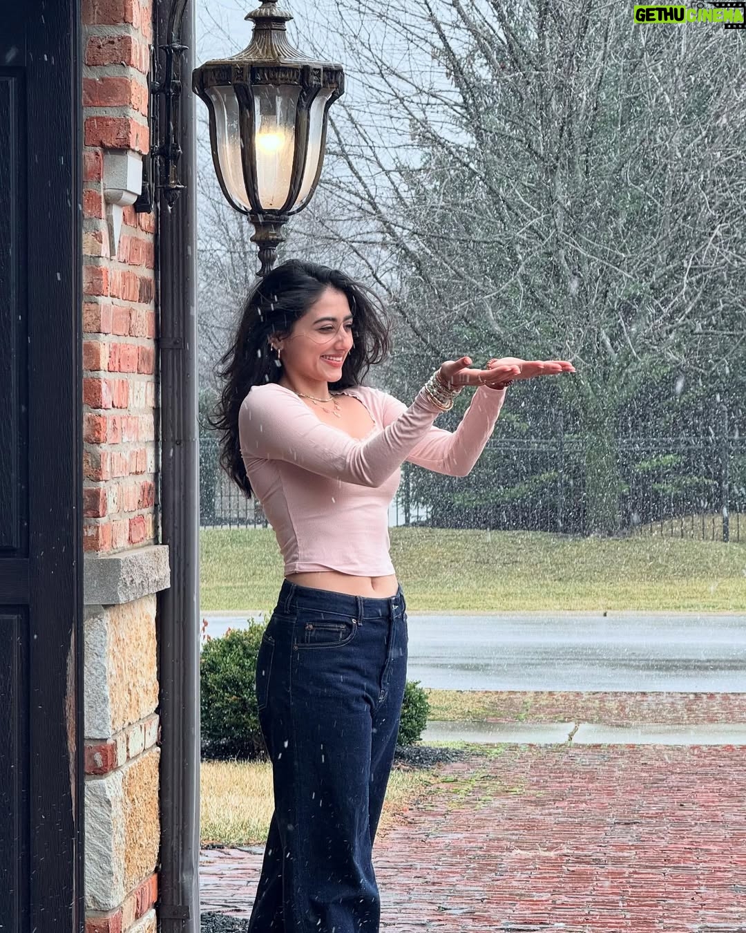 Mazel Vyas - 18.8K Likes - 💕❄️🌸🤍
