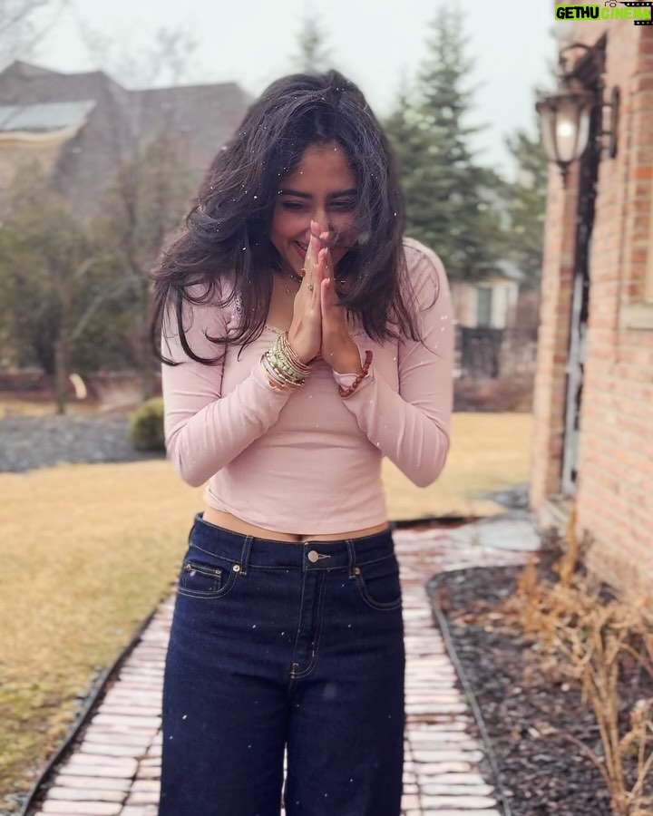 Mazel Vyas - 18.8K Likes - 💕❄️🌸🤍