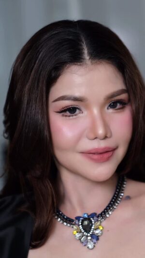 Meas Soksophea Instagram - ជាតិនេះជួបស្នេហ៌ពិតទេ