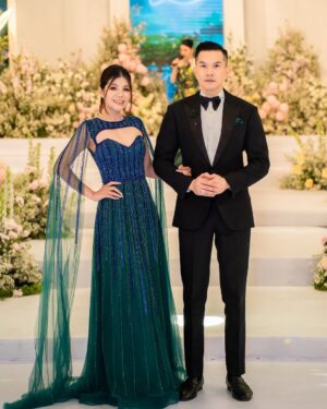 Meas Soksophea Instagram - អបអរសាទរគូរភរិយានិងស្វាមីថ្មី 🫶🏻🫶🏻

@alex_entertainmentagency