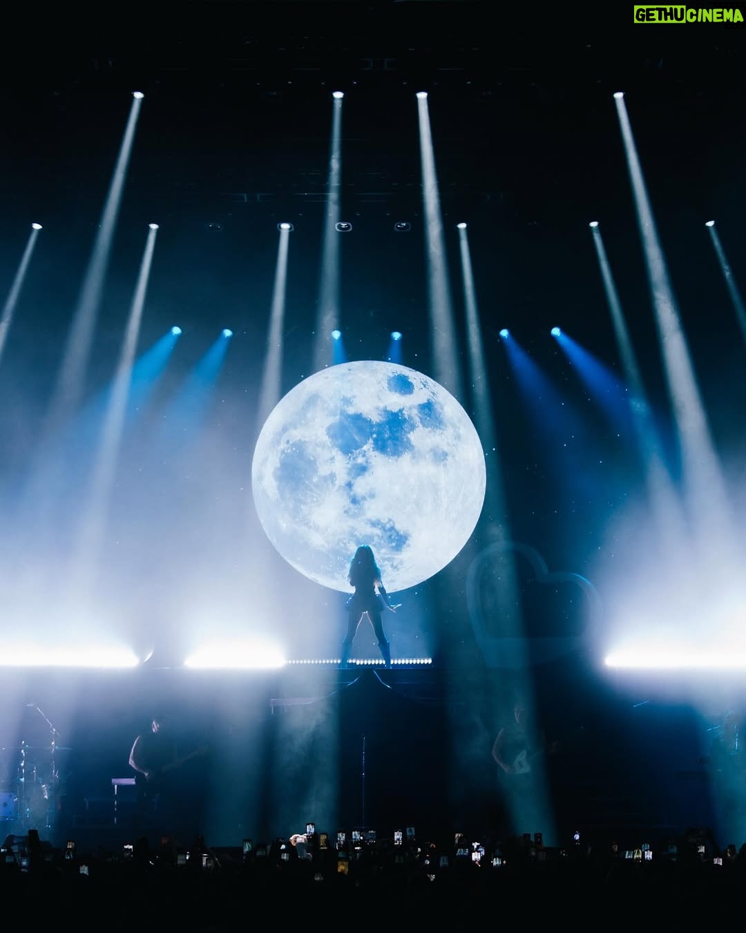 Megan Moroney - 321.3K Likes - just when i thought it couldn’t get any better Huntsville & Athens (x2) showed UP… thank you for another incredible weekend of the AIO tour💙 it’s been hard to process that 5 years ago I was still a student at UGA having no idea that y’all’s support would one day lead to this… so grateful for every single one of u!!!!! God is good 🥹