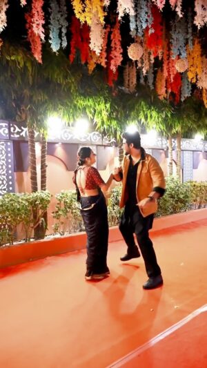 Megha Chowdhury Instagram - Happy birthday to my most favourite dancing partner evaa @rano_joy22 
Aerokom bhabe boyesh dhore rakho ar nachte thako se gaan thakuk kinba na thakuk!!