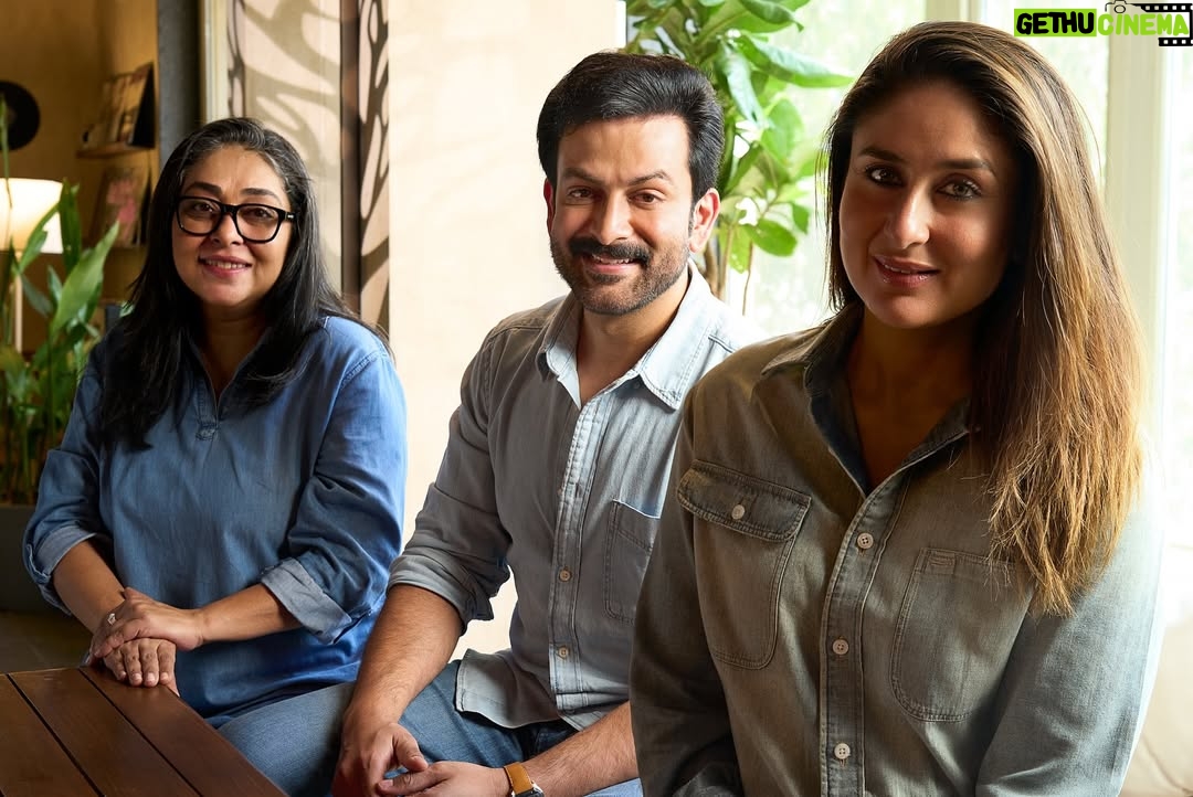 Meghna Gulzar - 5.9K Likes - When the lines of Law and Justice cross.
Thrilled to embark on DAAYRA with Kareena Kapoor Khan and Prithviraj Sukumaran.Ā
A much-anticipated journey with Junglee Pictures and my co-writers Yash Keswani and Sima Agarwal.
#Daayra
@kareenakapoorkhan
@therealprithvi
@jungleepictures
@vineetjain12
@amritapndy
@yash_k_keswani
#SimaAgarwal
@akshay_valsangkar
@shraddhaaa27
@mamtakamtikar
@arora.ishhh