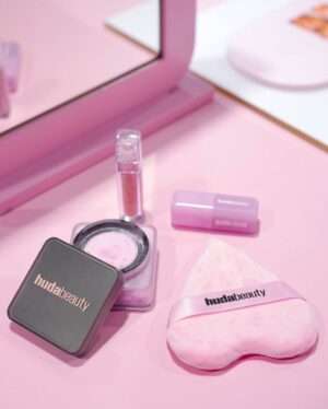 Melanie Berentz Instagram - I’m UBESESSED! 💜 Join the @hudabeauty trend to brighten your undereyes and achieve this dreamy look ☁️

🍰 Easy Bake in UBE BIRTHDAY CAKE: The iconic powder that gives you that airbrushed complexion and locks in your glam all day—now in electric lilac for blushed   bright undereyes
💜 BLUSH FILTER in UBE CREAM: The perfect lilac flush for that soft, baby-pink glow
💉 FAUX FILLER Lip Gloss in UUU-BABY: A milky pink-meets-lilac gloss with a subtle shimmer

Now available at your nearest @sephoraidn store 

@huda @luxasia.idn 
#hudabeauty #ubesession #sephora #beauty #makeup #huda #ube