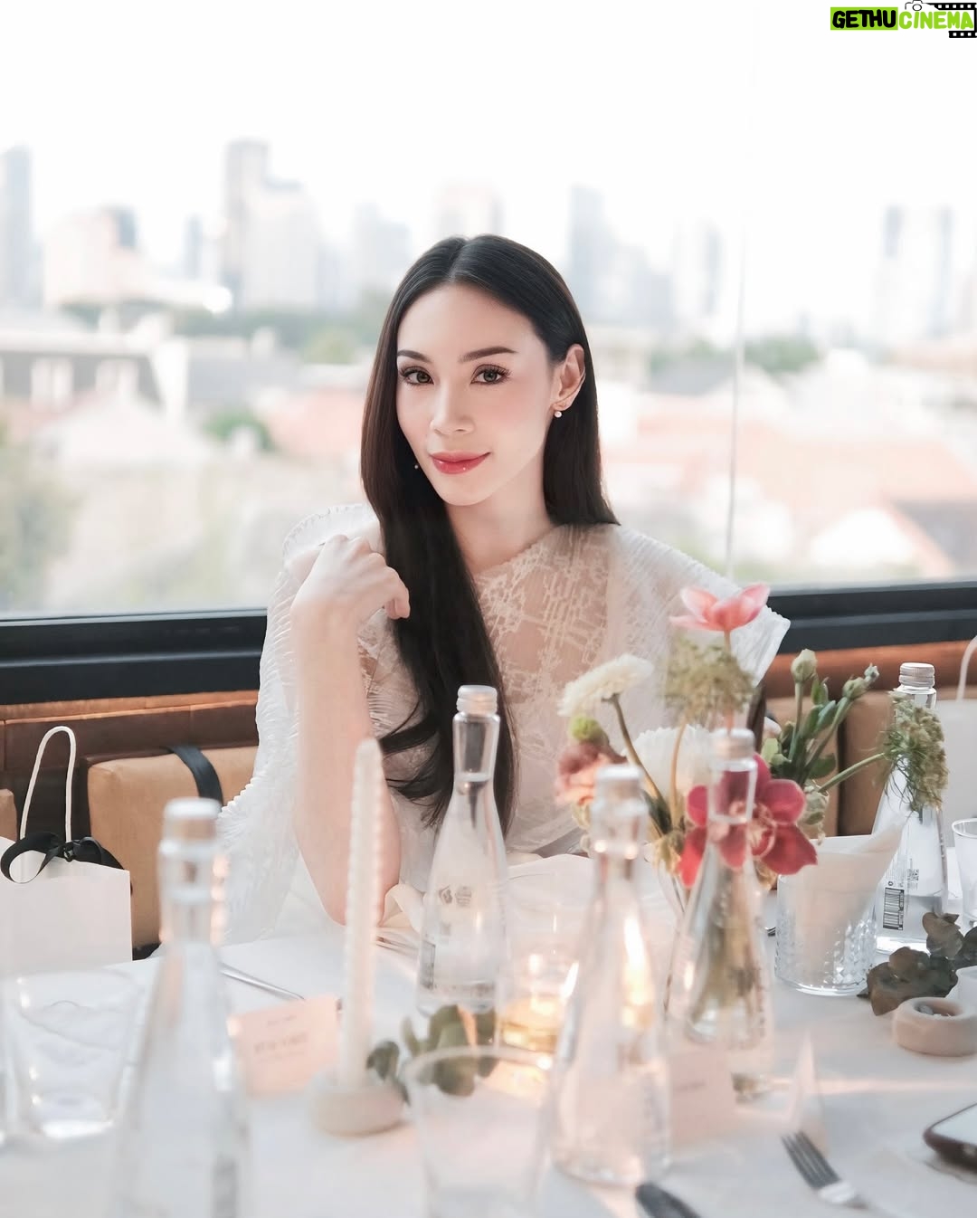 Melanie Berentz - 3 Likes - Iftar Soirée with @avgal_collection @pennjakarta @titiessapoetra 🤍🤍