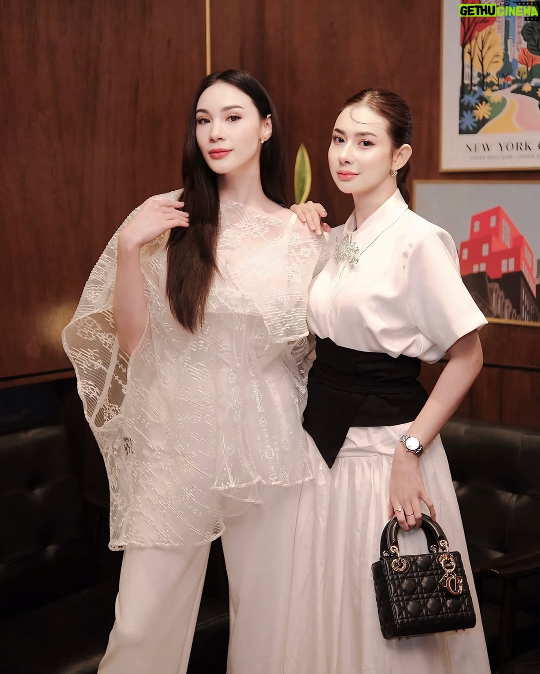 Melanie Berentz - 3 Likes - Iftar Soirée with @avgal_collection @pennjakarta @titiessapoetra 🤍🤍