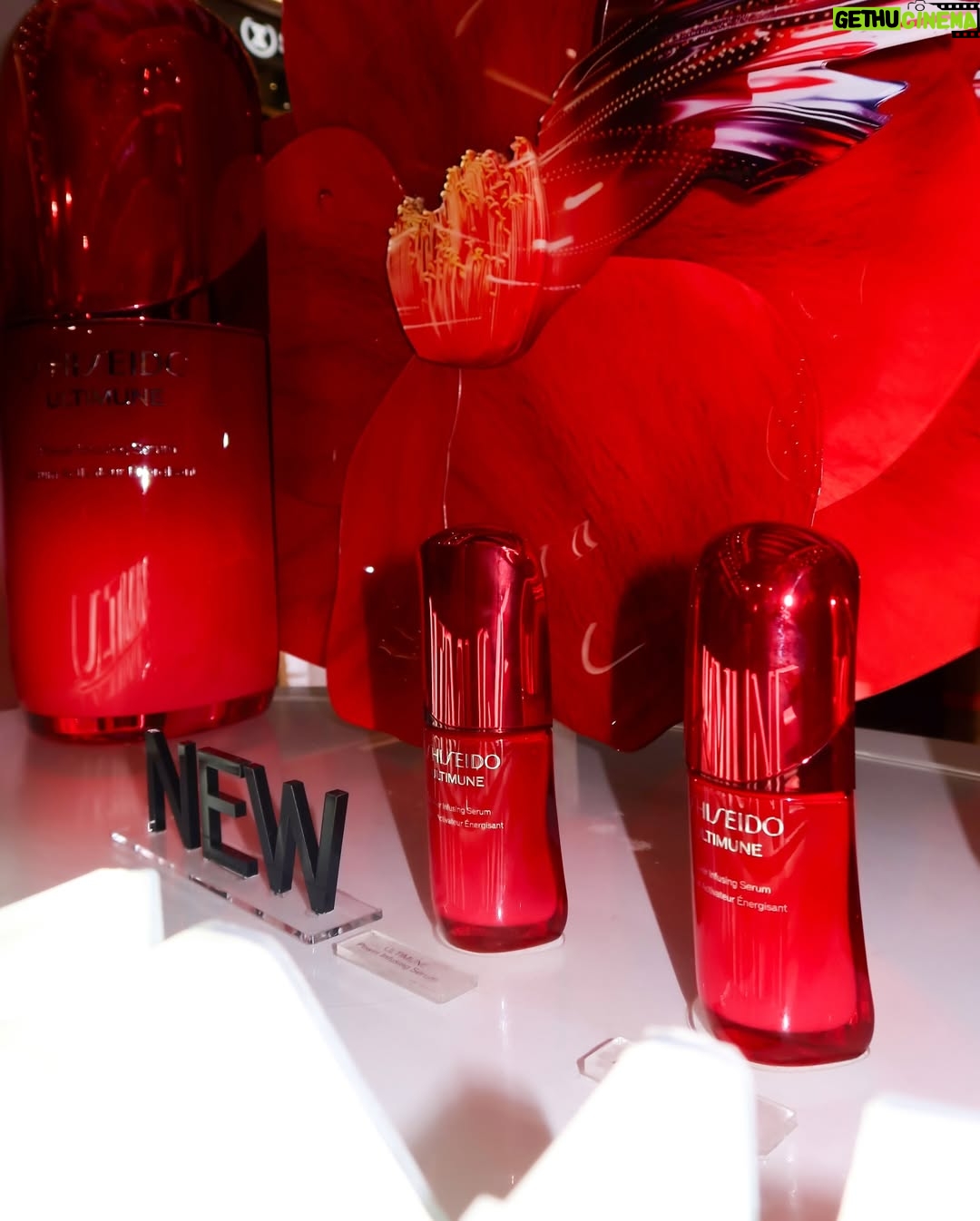 Melanie Berentz - 3.3K Likes - Celebrating the launch of the NEW Ultimune Power Infusing Serum 4.0 ♥️ Love how @shiseido_indonesia continues to innovate and empower us to achieve freedom from age!
📍 Atrium Pondok Indah Mall 2
#Shiseido #ShiseidoUltimune #FreedomFromAge