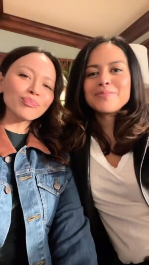 Melissa O'Neil Instagram - STARTING OFF STRONG WITH OUR TAKEOVER FOR THE DAY!

I went digging deeps in my archives for some special treasures for you today. Enjoy!

I may or may not troll. 🤷🏻‍♀️ 
I’m not a fortune teller! 😏

#therookie