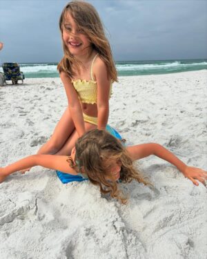 Melissa Ordway Instagram - Sandy toes and sun-kissed noses 💛 @jmichaelgaston 

Dress: @marshalls 
Swim and coverup: @targetstyle @target