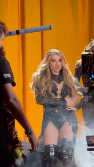 Melody Ruiz Instagram - ¿Qué escena del videoclip de “Esa Diva” os gustó más? 
@eurovisiontve @eurovision #Eurovision #España #Melody #Esadiva