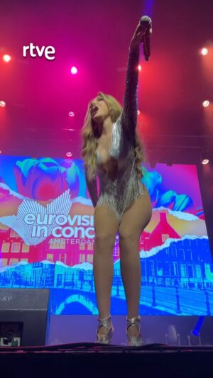 Melody Ruiz Instagram - ¡Así es como se levanta el público! 🙌🏼

🇳🇱 Amsterdam demuestra que se sabe #ESADIVA ✨ #EiC2025 #Eurovision2025