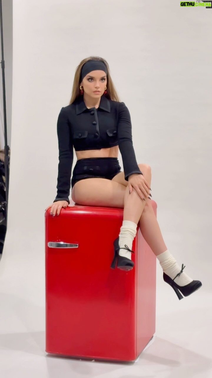 Melody Ruiz - 11.7K Likes - Nunca dejes de ser tú misma “ Por el que dirán” en el momento que lo hagas ya lo habrás perdido todo. Mantén tu identidad ese serà tu mayor latido.
.
@gqspain
