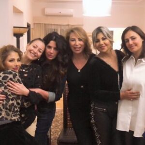 Menna Shalabi Instagram - Happiness is a night out with the girls! ❤️👭😊