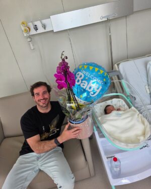 Mia Rose Instagram - Alguns momentos de uma das experiências mais bonitas de sempre. Quero acima de tudo agradecer a toda a equipa que nos acompanhou, repleta de profissionais exemplares que me fizeram sentir tão segura ao longo de todo o processo. Obrigada Mónica, Diana, Joana, Dra Inês e Dr Luís. De coração. 

E obrigada por tudo, Dra Susana. Mesmo. A obstetra de sonho para qualquer grávida! Tão feliz de a ter conhecido.

 E a todo o staff que tomou conta de nós nestes primeiros dias: obrigada pelo cuidado, paciência e por todos os sorrisos que tornaram este processo mais fácil e ainda mais bonito. You were our village! 
Nosso Tico, está na hora de ir para casa ✨🫶🏻