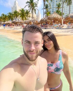 Michela Pincay Instagram - Modo vacaciones por siempre 😍✈️❤️🏝️⛵️ Je t’aime ma vie 🌎🌏