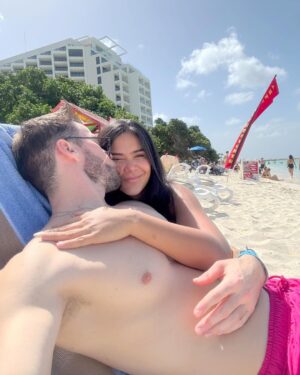 Michela Pincay Instagram - Modo vacaciones por siempre 😍✈️❤️🏝️⛵️ Je t’aime ma vie 🌎🌏