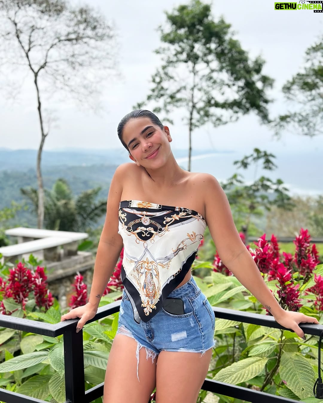 Michela Pincay - 47.3K Likes - Mi lugar bonito 📍❤️🦀