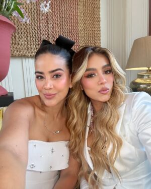 Michela Pincay Instagram - Día 2 📸 shooting grupal 🤍✨💎 @theofficialpandora 
#FromThailandWithLove  #PandoraSquad24  #PandoraTakesThailand
