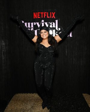 Michelle Buteau Instagram - Season 2 is finally here!!! Let’s talk about it bishes!!!

fit: @todd.fisher.ny 
style: @keiabounds 
hair: @kyssheart 
makeup: @theladydeja 
show: #survivalofthethickest 
platform: @netflix