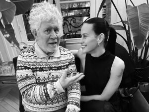 Milena Smit Instagram - I miss you Paris 💋