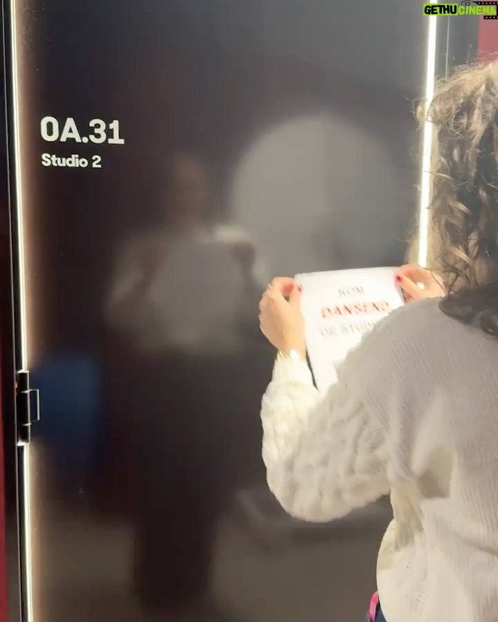 Miljuschka Witzenhausen - 58.8K Likes - Dat was ‘m dan, mijn grote @qmusicnl avontuur! Wat heb ik genoten, gelachen en gedanst! Dank trouwe luisteraars, team Q en natuurlijk toppers @mattievalk en @annemarierozing ❤️ Nu is het weer tijd voor uitslapen en @mattiemarieke 💃🏼