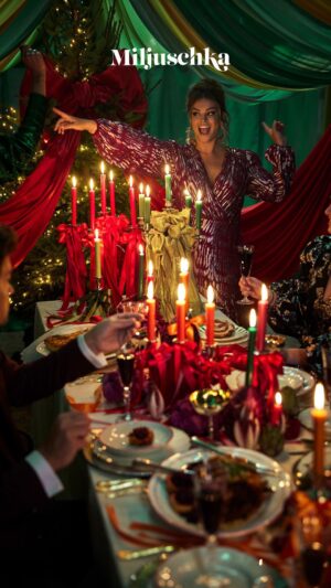 Miljuschka Witzenhausen Instagram - Daar gaan we weer... Een hele gezellige en lekkere Kerstmis iedereen ❤️🎄⁠