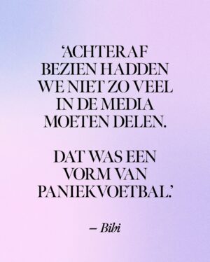 Miljuschka Witzenhausen Instagram - Ik heb heel bewust mijn mond gehouden over mijn relatiebreuk. Mijn privéleven is al vaak genoeg in de media verschenen. Maar als @bibibreijman me tijdens een interview voor het magazine vraagt hoe het écht met me gaat, kan ik niet anders dan eerlijk zijn. En ik zal dat hier vandaag ook zijn. Want zo’n relatiebreuk, gaat je niet in de koude kleren zitten. Ik kan nu zeggen, dat de afgelopen maanden echt heel zwaar zijn geweest. Letterlijk tot het omvallen aan toe. Die kilo’s die eraf gevlogen zijn én waar iedereen mij de hemel over in prijst. Die zijn er van pure ellende afgevlogen. Sterker nog toen mijn relatie eindigde, belandde ik op de eerste hulp. ⁠
⁠
Maar het gaat gelukkig weer stapje voor stapje een stukje beter met me. Ik ben weer gelukkiger en gezonder en dat is wat telt. En waar ik ook gelukkig van word, is zien hoeveel sterke vrouwen er om me heen zijn. En als er iemand nog een sterke vrouw is, dan is Bibi wel. Dat is me in het interview wel meer dan duidelijk geworden. Allebei zijn we al vanaf jong in de spotlights, allebei problemen met familie of geliefden die op straat liggen en allebei stapelgek op Azië. ⁠
⁠
In dit interview, doen we dus beide een goed boekje open en zijn we eerlijk over hoe hard het leven soms kan zijn. Meer van het interview lees je in de komende editie van mijn magazine. En voor nu vind ik het vooral heel belangrijk om te delen, dat we allemaal een beetje liever moeten zijn voor elkaar, want dat is toch wel de kern van het verhaal. Vraag aan je vriendinnen hoe het nu echt met ze gaat, gooi niet klakkeloos comments onder social media posts en verplaats je een beetje in een ander. Het leven is al zwaar genoeg mensen. 💕⁠
⁠
Wil je het hele interview lezen? Alleen in Miljuschka Magazine, te bestellen via shop.miljuschka.nl

Interview: @antoinnettescheulderman75
Styling: @brigittekramerstyling
Visagie: @mettinamakeup @marloesbovelander
Fotografie: Stef Nagel