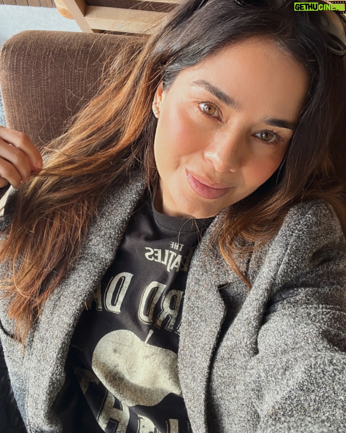 Mimi Morales - 1.8K Likes - 🌼
Mis fotos de este año… 🤭
Tengo tarea!