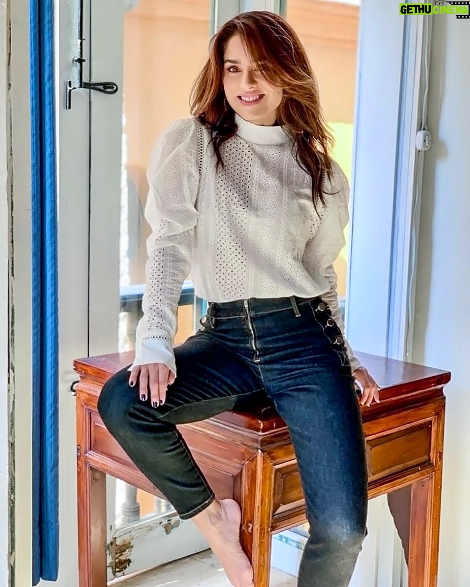 Mimi Morales - 2.7K Likes - 🤍
LIVE.LOVE.SMILE
