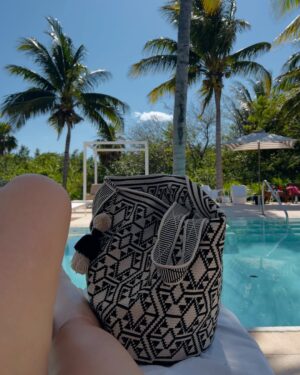 Mimi Morales Instagram - .
De mi tierra para el mundo… 
@mariamulataartisanal