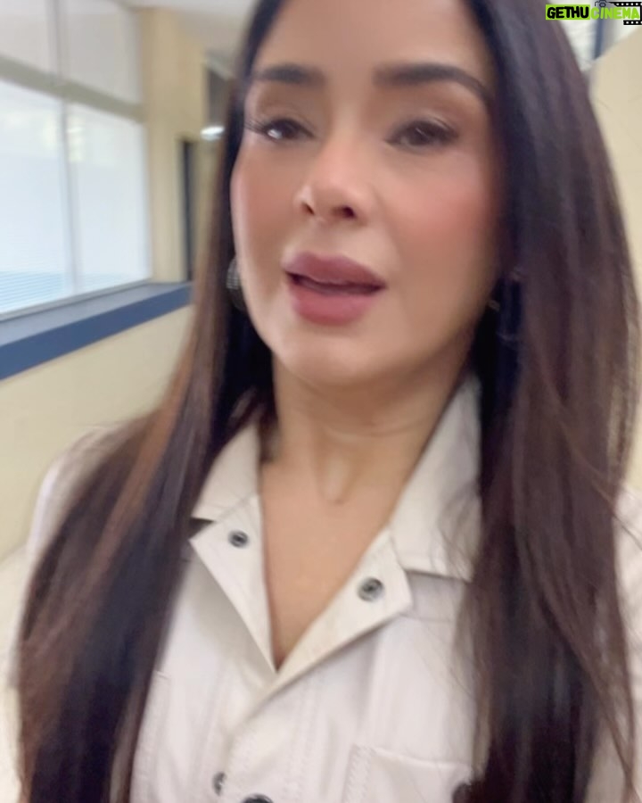 Mimi Morales - 5K Likes -