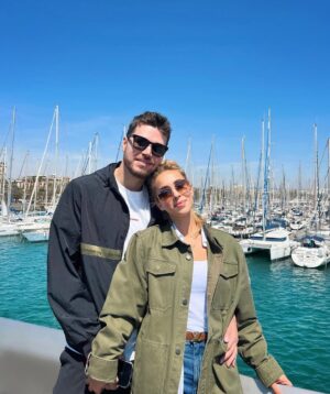 Miriam Cani Instagram - Gëzuar ditëlindjen dashuri ❤️