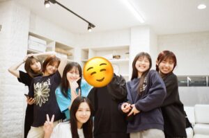 Moe Kamikokuryo Instagram - ⁡
⁡
リハ終わりの
⁡
#アンジュ好きだわ〜
⁡
⁡
⁡
#アンジュルム
#angerme
#BIGLOVE