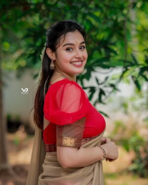 Mokksha Instagram - Isaithida ennai thedi varanum varanum 🦋🦋
@mokksha_official 
Click- @vj_weddings_ 
Costume- @chakitha_designs 
@janaki_remya 
Thanks - @mayakiranam_vishnumaya 🙏🙏
#trend #new #mokksha #mokksha_official_fans_club #karma #saree #