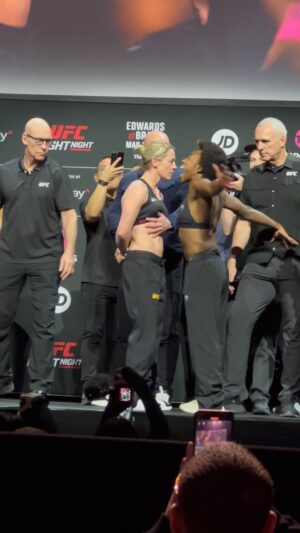 Molly McCann Instagram - @meatballmolly tells her opponent that her breath STINKS! 😅

#UFCLondon | Saturday, 5PM | LIVE on TNT Sports & discovery 