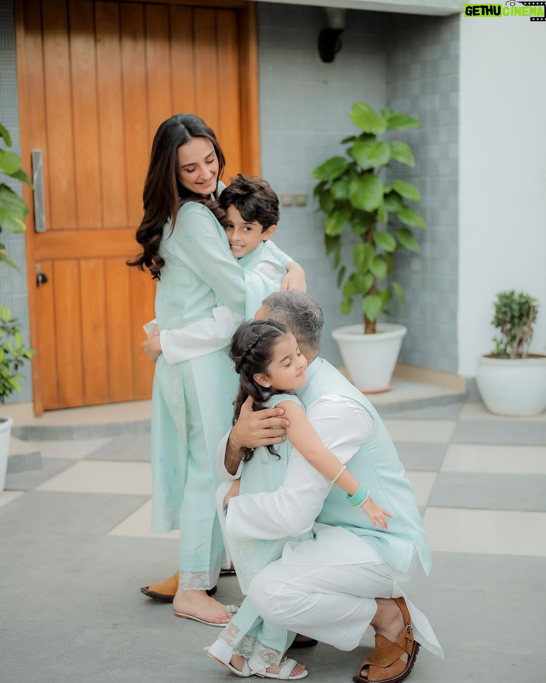 Momal Sheikh - 79.7K Likes - May Allah accept our prayers, fasting, Ibadaat and every good deed, big or small. May Allah forgive our sins, answer our duas and grant us many more Ramadan in health and strong Imaan.
Ameen 🤲🙏
Eid Mubarak ✨🌙
@farahtalibaziz x @nabila_salon x @hashu_hair x @thisis_umar_mua x @rehanmithanii