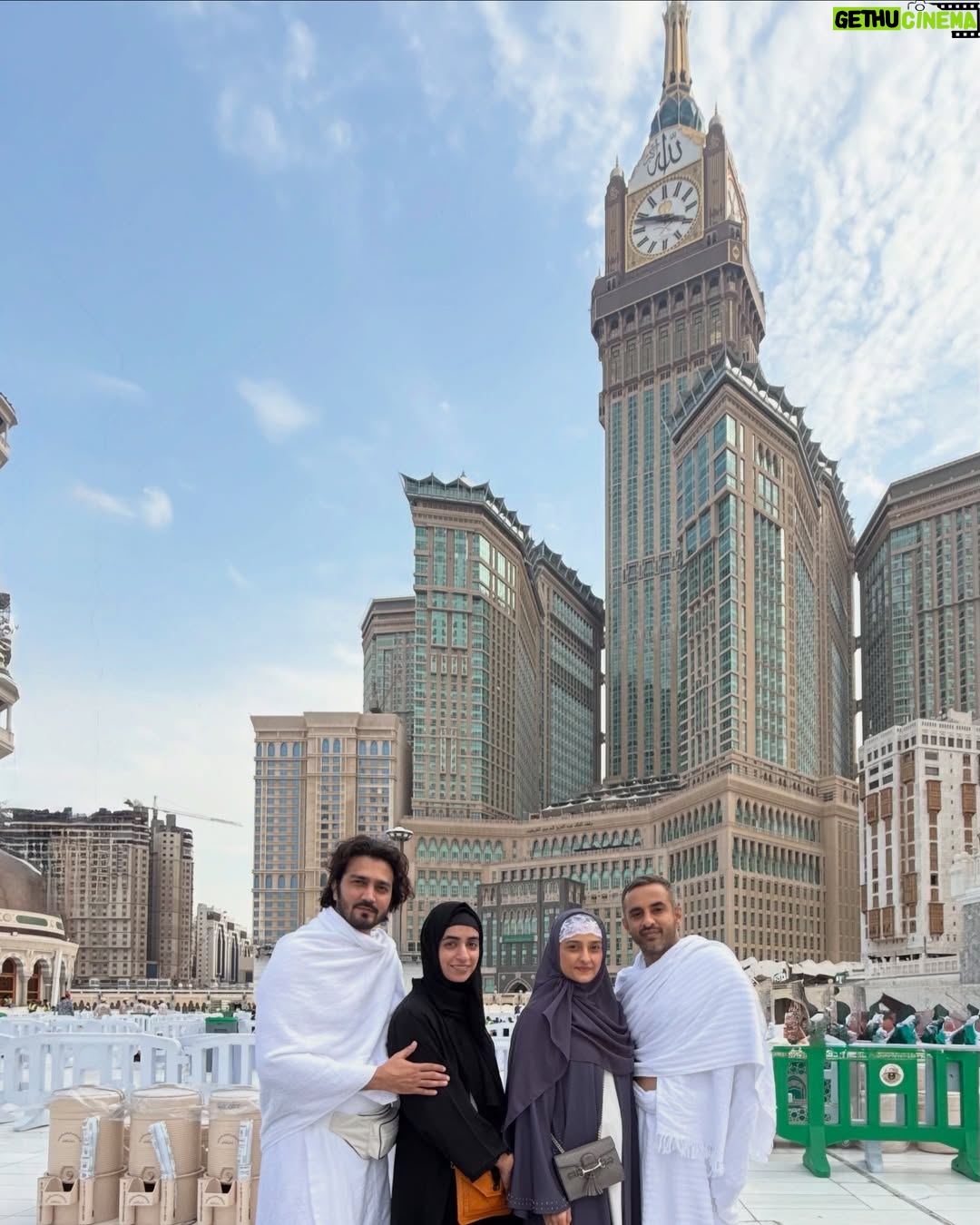 Momal Sheikh - 87.6K Likes - Jumma tul wida Mubarak. Allah hamari ibadaat aur duwein qabool farmyein 🙏 Duwon main yaad rakhay ga aur ab sab kay liy dhair sari duwein 🤲
Umrah 11.02.25 🤍🤍
My fav abayas 🫶 @rhkabayas