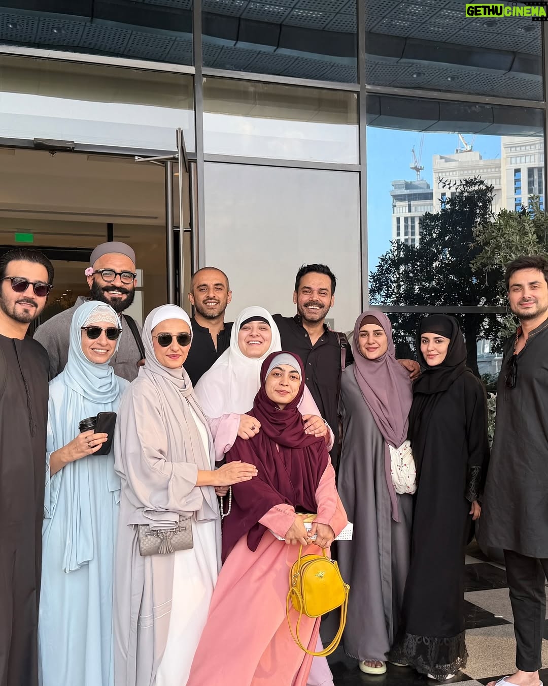 Momal Sheikh - 87.6K Likes - Jumma tul wida Mubarak. Allah hamari ibadaat aur duwein qabool farmyein 🙏 Duwon main yaad rakhay ga aur ab sab kay liy dhair sari duwein 🤲
Umrah 11.02.25 🤍🤍
My fav abayas 🫶 @rhkabayas