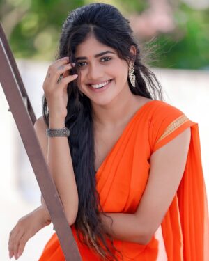 Mridhula korapati Instagram - 🧡 

📸 : @studiolumieres